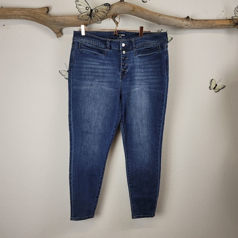 Fashion nova exposed button fly skinny jeans